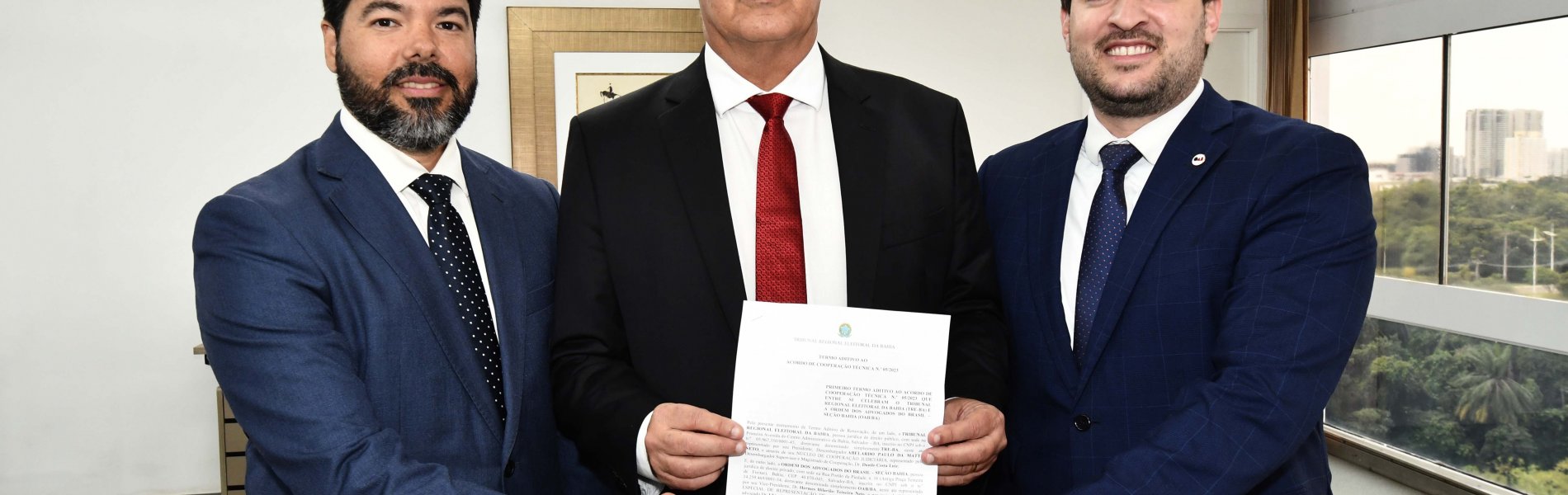 [OAB Bahia e TRE-BA renovam convênio pioneiro para nomeação de advogados dativos]