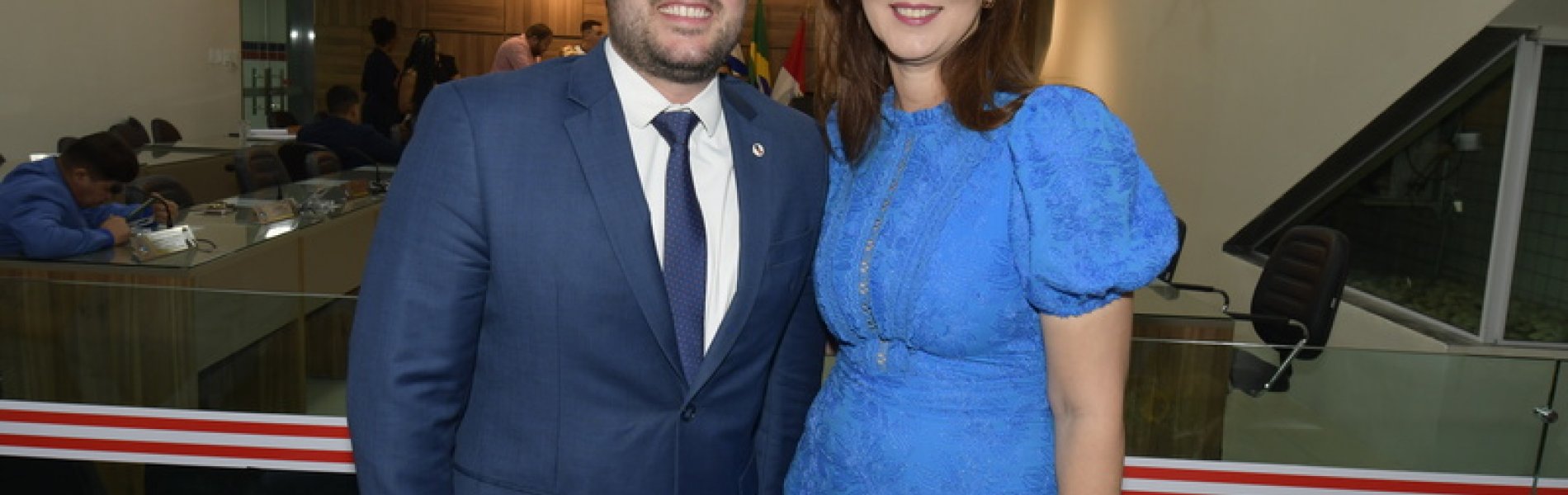 [Presidenta da OAB-BA, Daniela Borges, e vice-presidente, Hermes Hilarião, serão homenageados na Câmara de Salvador]