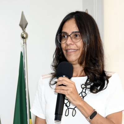 [Com mesa formada por mulheres, Seccional entrega carteiras da OAB]