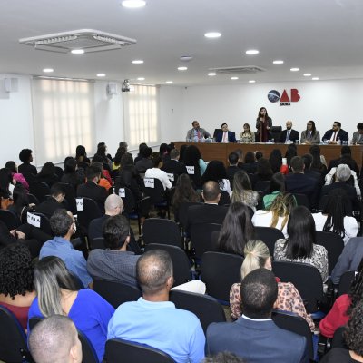 [06-06-2022 - OAB-BA entrega mais de 80 carteiras a jovens advogados e advogadas]