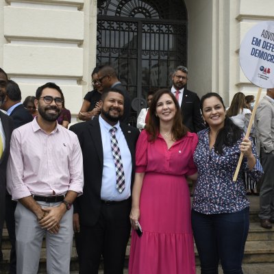 [Ato pela Valorização da Advocacia reuniu advogadas e advogados de toda a Bahia no Fórum Ruy Barbosa]