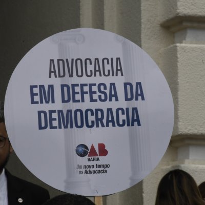 [Ato pela Valorização da Advocacia reuniu advogadas e advogados de toda a Bahia no Fórum Ruy Barbosa]