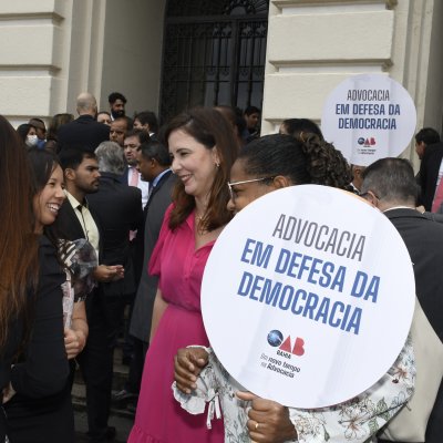 [Ato pela Valorização da Advocacia reuniu advogadas e advogados de toda a Bahia no Fórum Ruy Barbosa]