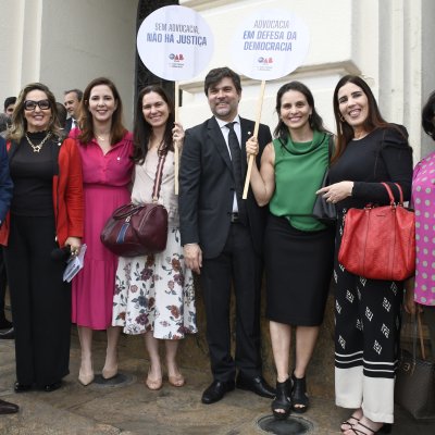 [Ato pela Valorização da Advocacia reuniu advogadas e advogados de toda a Bahia no Fórum Ruy Barbosa]