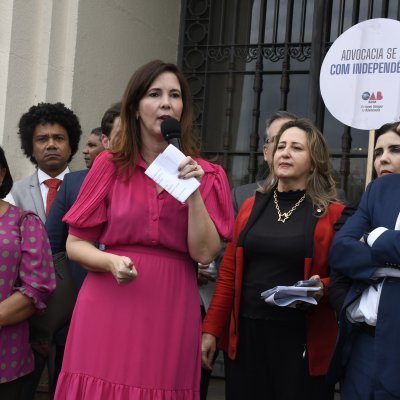 [Ato pela Valorização da Advocacia reuniu advogadas e advogados de toda a Bahia no Fórum Ruy Barbosa]