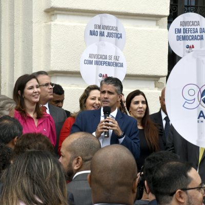 [Ato pela Valorização da Advocacia reuniu advogadas e advogados de toda a Bahia no Fórum Ruy Barbosa]