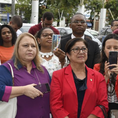 [Ato pela Valorização da Advocacia reuniu advogadas e advogados de toda a Bahia no Fórum Ruy Barbosa]