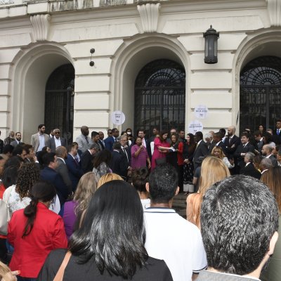 [Ato pela Valorização da Advocacia reuniu advogadas e advogados de toda a Bahia no Fórum Ruy Barbosa]