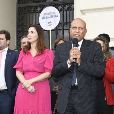 [Ato pela Valorização da Advocacia reuniu advogadas e advogados de toda a Bahia no Fórum Ruy Barbosa]