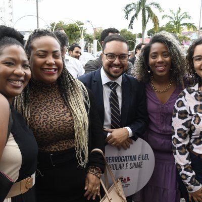 [Ato pela Valorização da Advocacia reuniu advogadas e advogados de toda a Bahia no Fórum Ruy Barbosa]