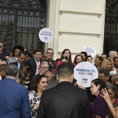 [Ato pela Valorização da Advocacia reuniu advogadas e advogados de toda a Bahia no Fórum Ruy Barbosa]