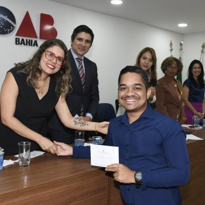 [22-09-2022 - OAB-BA entrega carteiras de estagiários ]