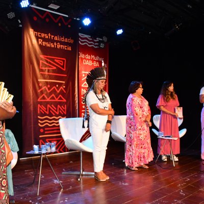 ['Ancestralidade e resistência' no Dia da Mulher  ]