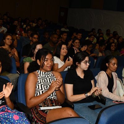 [OAB vai à Faculdade ]