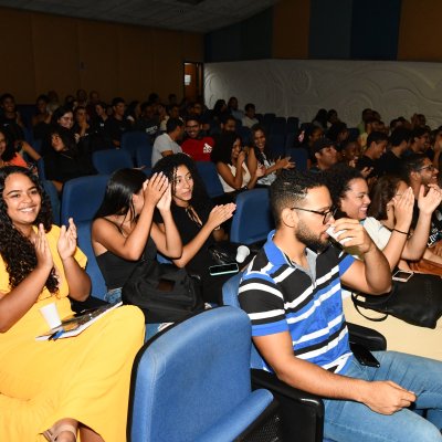 [OAB vai à Faculdade ]