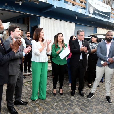 [OAB-BA desagravou advogado Pablo Paixão em frente ao Comando da PM em Gandu]