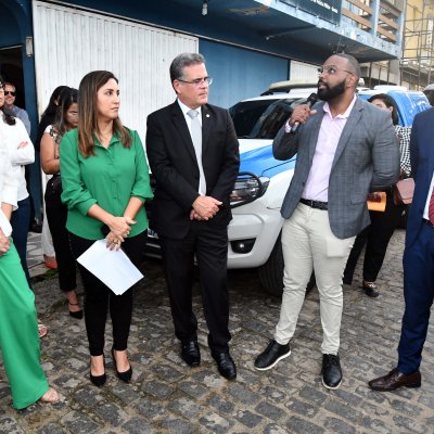 [OAB-BA desagravou advogado Pablo Paixão em frente ao Comando da PM em Gandu]