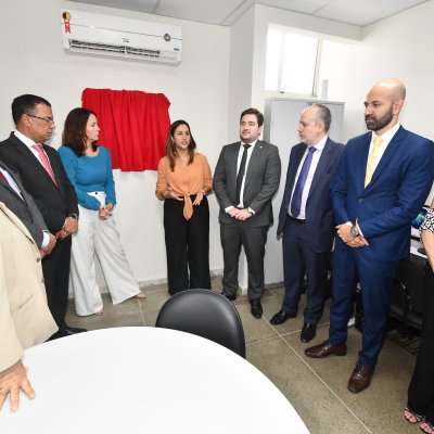 [OAB da Bahia inaugura sala da advocacia no Fórum de Gandu]