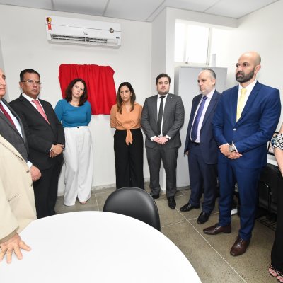 [OAB da Bahia inaugura sala da advocacia no Fórum de Gandu]