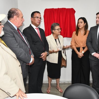 [OAB da Bahia inaugura sala da advocacia no Fórum de Gandu]