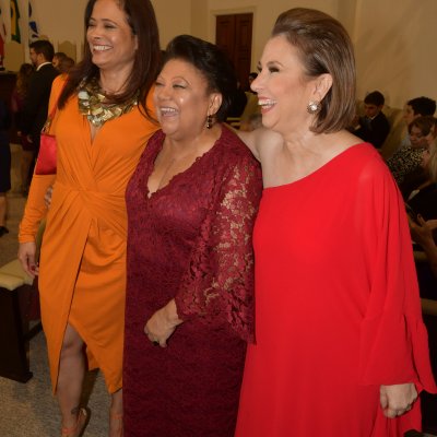[Esmeralda Oliveira é condecorada com a Ordem do Mérito Judiciário do Trabalho da Bahia – Comenda Ministro Coqueijo Costa]