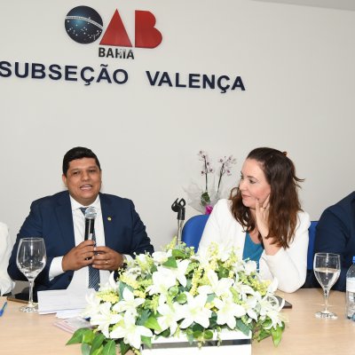 [Solenidade de Entrega de Carteira da OAB-BA na Subseção de Valença]
