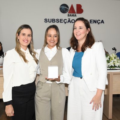 [Solenidade de Entrega de Carteira da OAB-BA na Subseção de Valença]