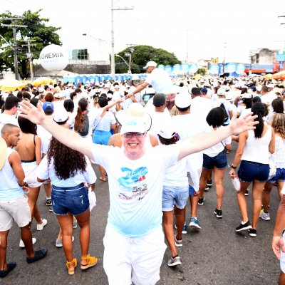 [Mais de 700 advogados esbanjam fé e energia na Lavagem do Bonfim]