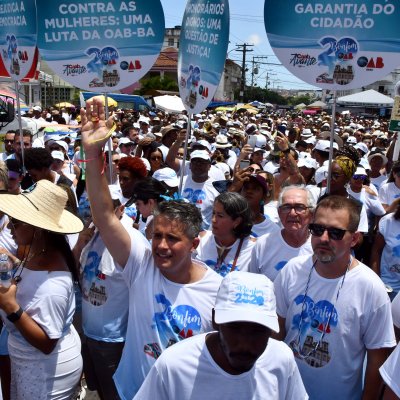 [Mais de 700 advogados esbanjam fé e energia na Lavagem do Bonfim]