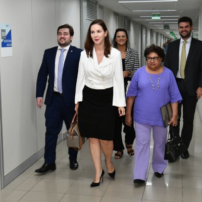 [OAB da Bahia inaugura sala da advocacia no TCE]