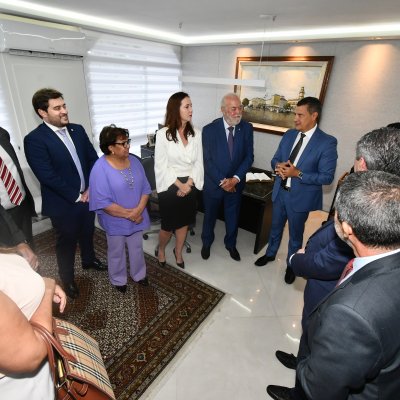 [OAB da Bahia inaugura sala da advocacia no TCE]