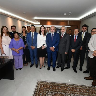 [OAB da Bahia inaugura sala da advocacia no TCE]