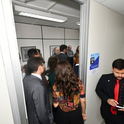 [OAB da Bahia inaugura sala da advocacia no TCE]