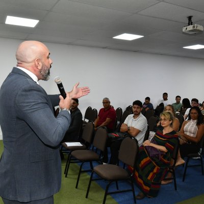 [OAB Vai à Faculdade lotou auditório da UniFTC]