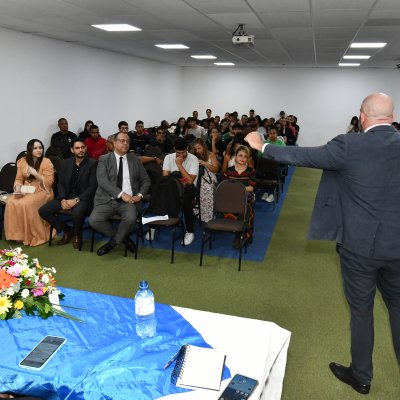 [OAB Vai à Faculdade lotou auditório da UniFTC]