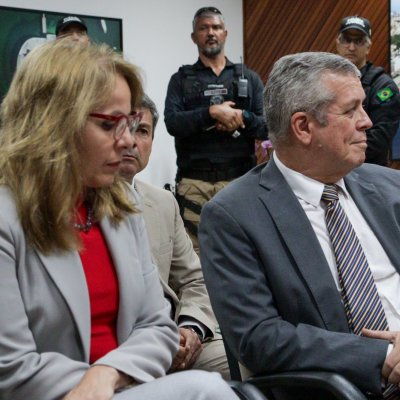 [Acordo de cooperação técnica TRE/Justiça Federal e entrega da Comenda Ministro Coqueijo Costa ao juiz federal Durval Carneiro Neto]