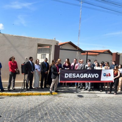 [OAB-BA desagrava advogada em Itapetinga ]