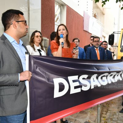 [Desagravo em Jeremoabo ]