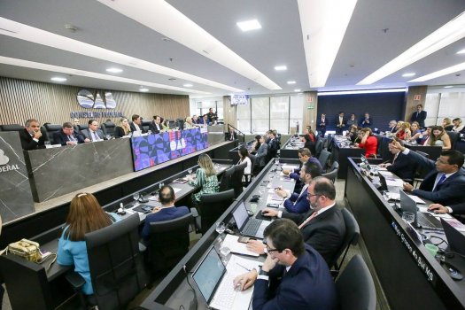 Colégio de Presidentes e Conselho Pleno aprovam carta de repúdio contra desembargador do Paraná que afirmou [Colégio de Presidentes e Conselho Pleno aprovam carta de repúdio contra desembargador do Paraná que afirmou