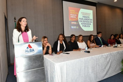 [Presidenta da OAB-BA participa de ato de lançamento de Frente Parlamentar em Defesa da Advocacia Pública]