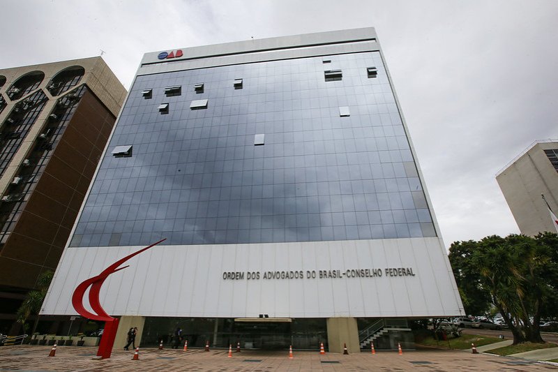 [OAB Nacional aciona STF contra calote nos precatórios]