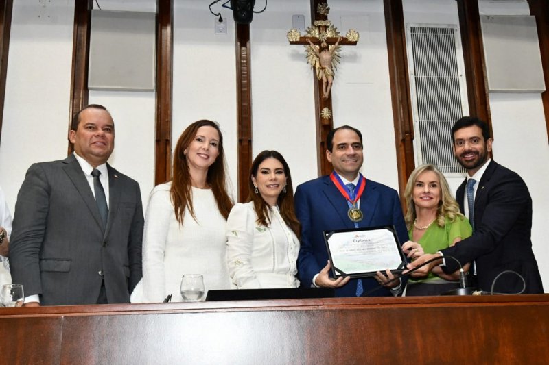 [“A Bahia é o espírito do Brasil”, afirma presidente da OAB Nacional ao receber Comenda 2 de Julho]