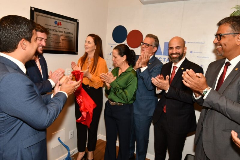 [Nova Sala da OAB-BA leva serviços à advocacia no bairro do Uruguai]