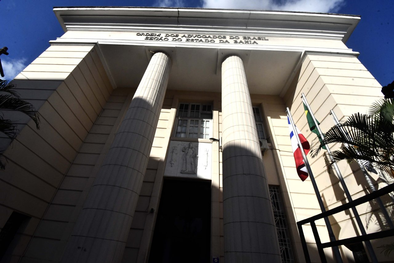 [OAB-BA alerta sociedades de advogados sobre prazo para garantir isenção tributária]