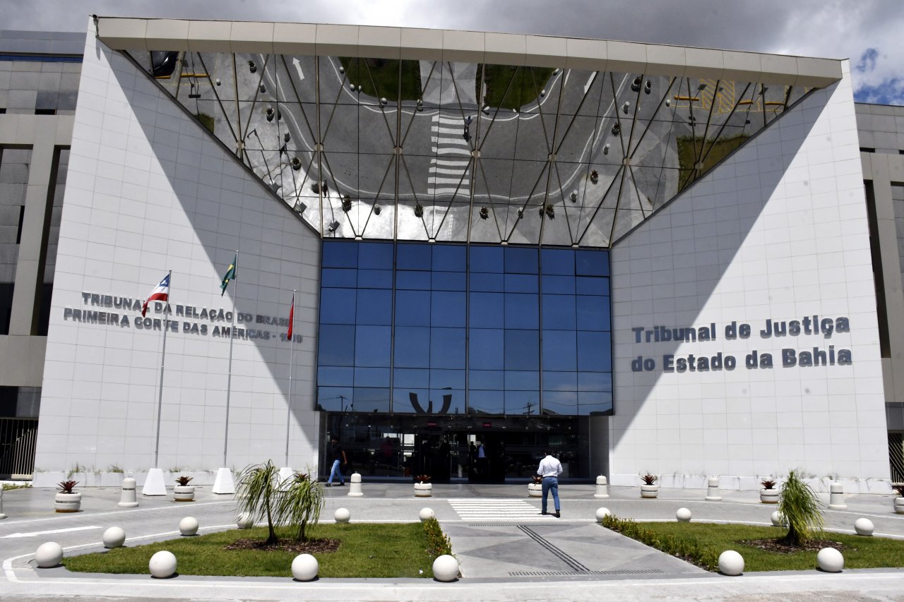 [Após mobilização da OAB-BA, TJBA lança concurso para juiz substituto com 100 vagas]