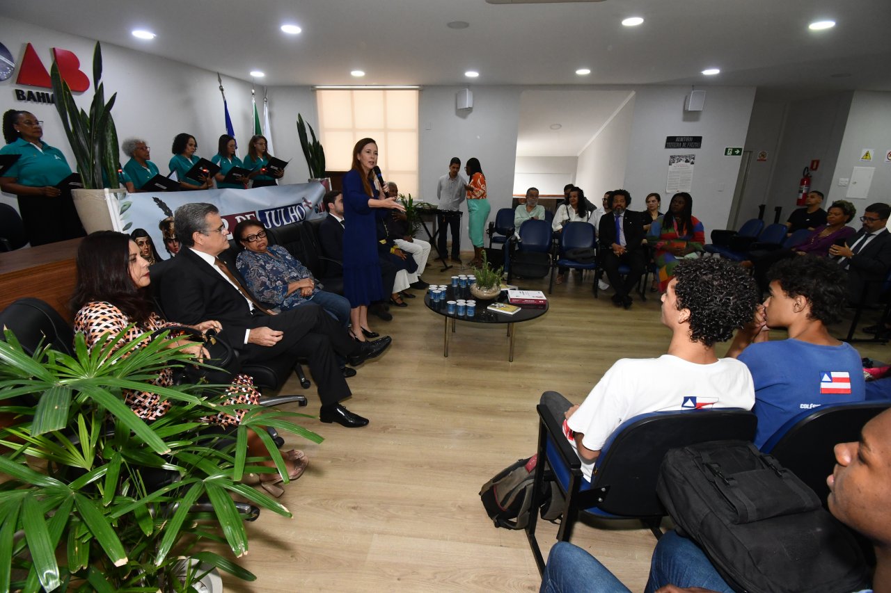 [2 de Julho: OAB-BA reúne especialistas para debater democracia, luta popular e direito ao bem viver]