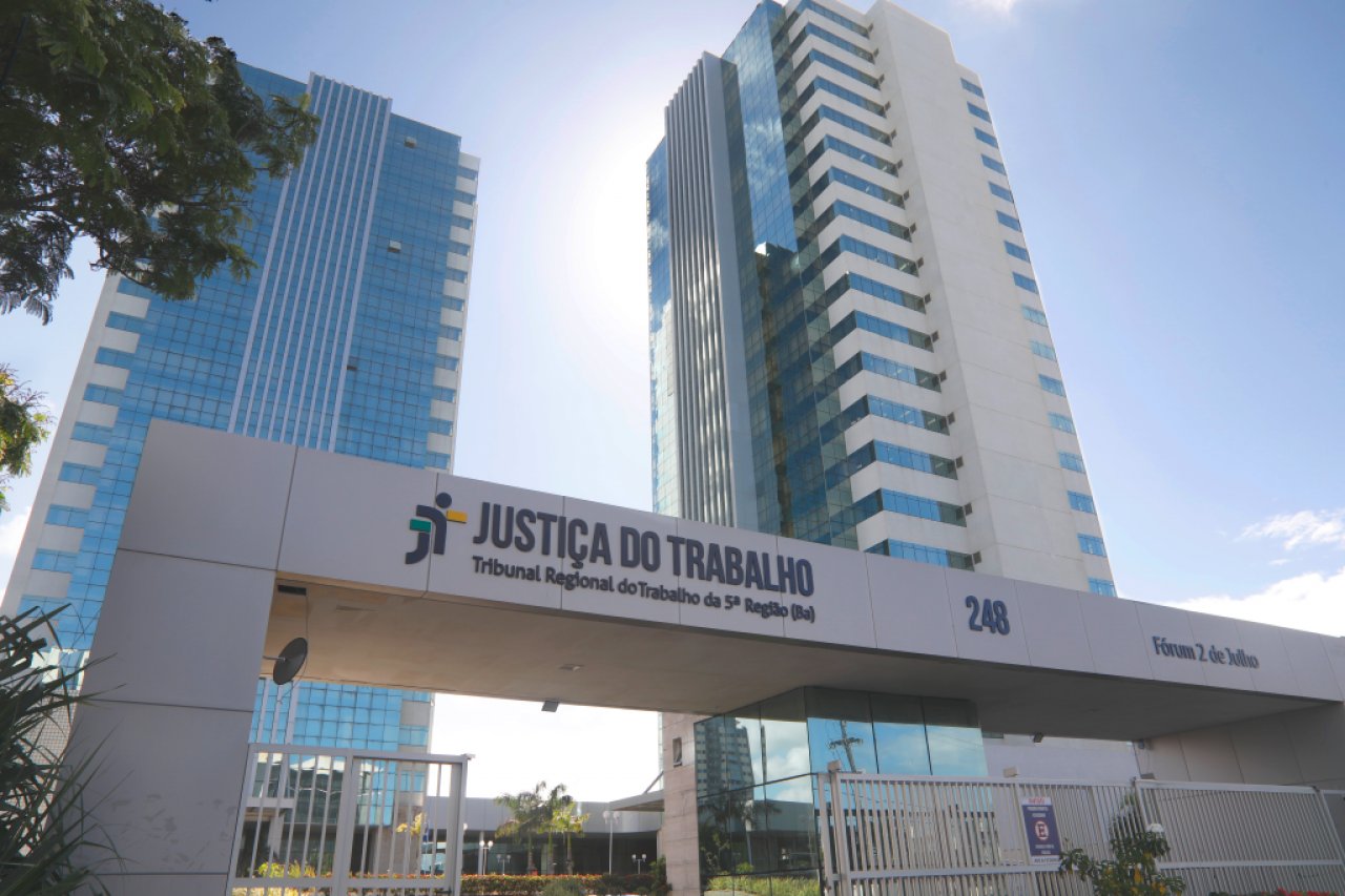 [OAB-BA, ABAT e ABRAT pedem a TRT5 suspensão de cobrança de estacionamento no Fórum 2 de Julho]